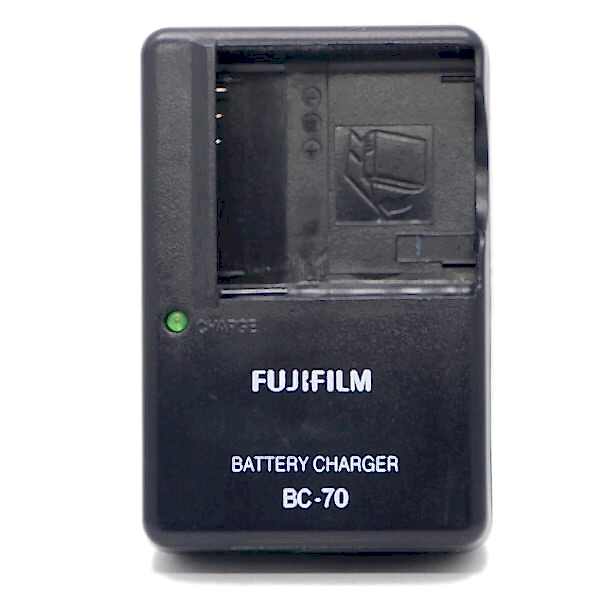 duygu-dijital-fujifilm-sarj-cihazlari-np-70-image-01