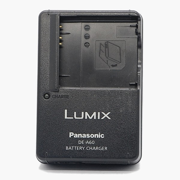 duygu-dijital-panasonic-sarj-cihazlari-bcf-10-image-01 duygu-dijital-panasonic-sarj-cihazlari-bcf-10-image-01